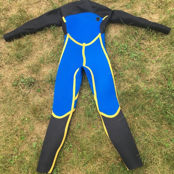 Three season XCEL X2 child full body wetsuit - Picture 3 of 13